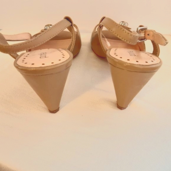 Portia Tan Patent Leather Sling Back Sandals Heels | 8 - Picture 9 of 12